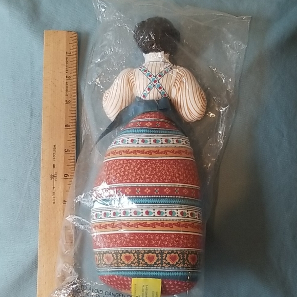 Avon American Heirloom Pin Cushion Doll - Picture 4 of 6